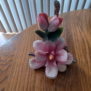 Capodimonte Made in Italy flower figure